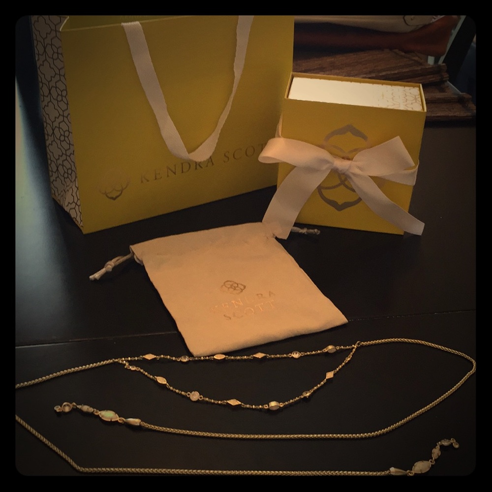 Kendra Scott Emelina white opal choker/necklace